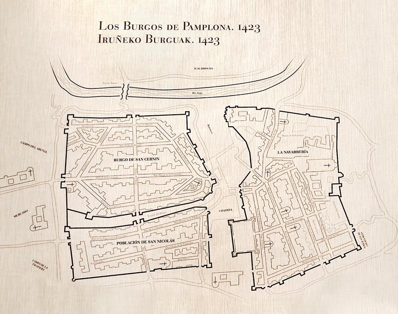 Plano de la Pamplona medieval con los 3 burgos en 1423